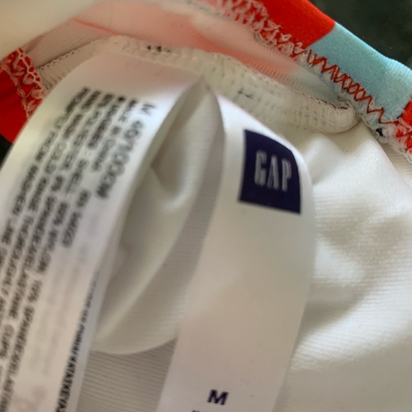 Gap bikini top in rainbow NWOT size M - Picture 3 of 3